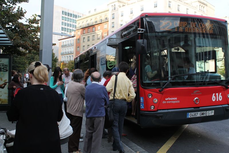 Los autobuses en huelga de Auzsa están obligados ahora a completar todo su recorrido