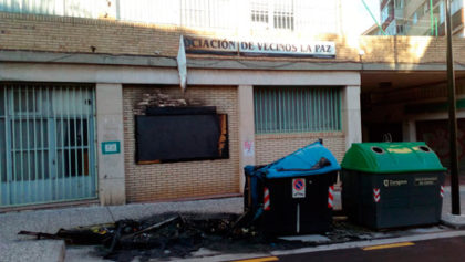 Un contenedor quemado en la calle Oviedo afecta al local de la Asociación item-thumbnail