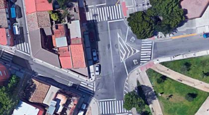 Semáforo calle Zafiro