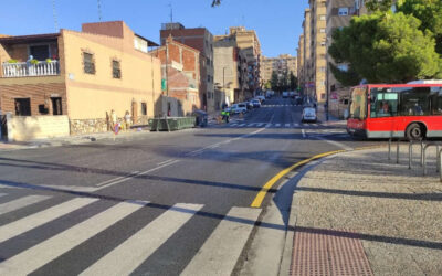 Firmas por la semaforización del cruce entre las calles Zarifo y Alhama