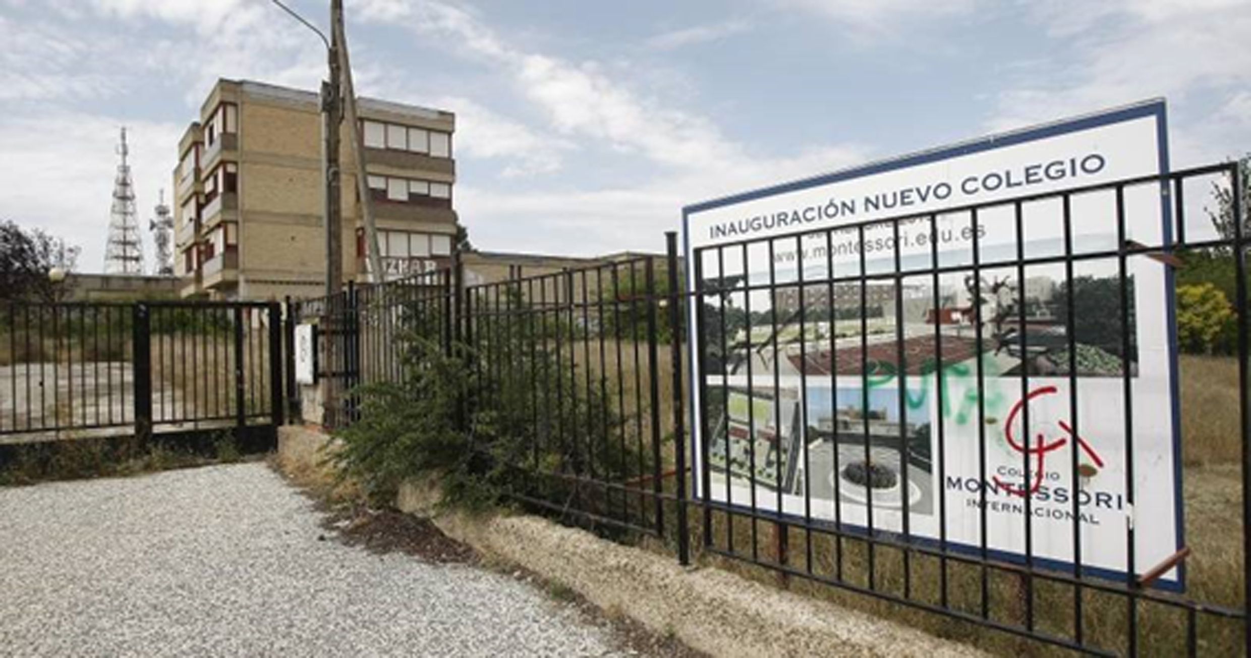 Apoyamos el manifiesto de la AVV Venecia contra el proyecto de un supermercado en el colegio Lestonnac