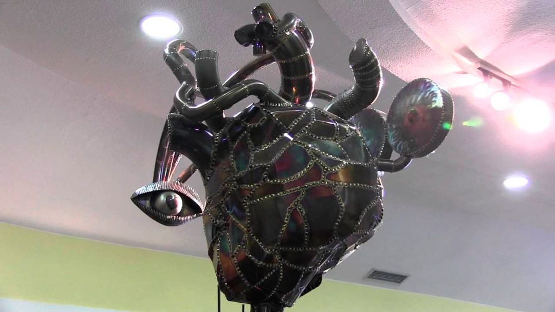 Inauguración de la estatua «Conexión» de Carlos Fierro