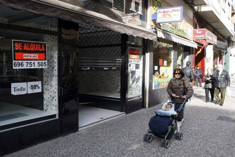 Torrero, uno de los barrios en los que más tiendas de proximidad han cerrado desde 2009