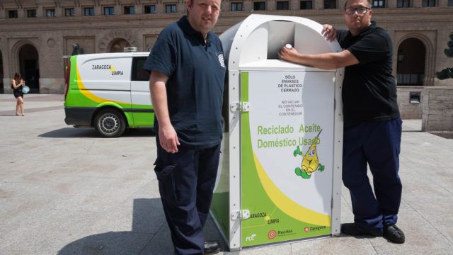 En octubre se instalarán por toda la ciudad contenedores de recogida de aceite doméstico