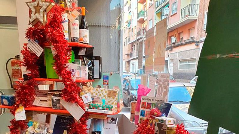 Cesta de Navidad del proyecto Bolsa de Material Escolar