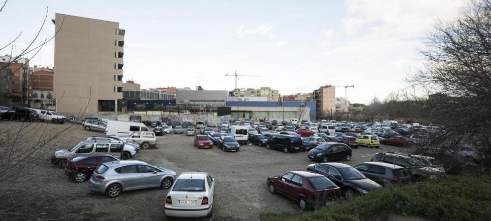 Recogida de firmas para la construcción de vivienda pública en Alumalsa